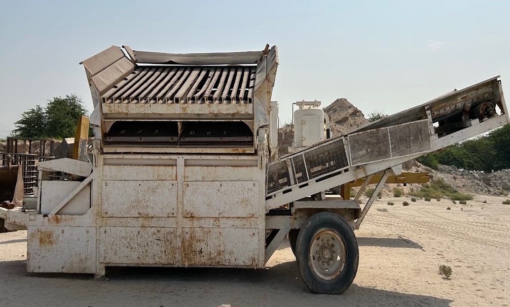 Extec Turbotrak Mobile Screen on Tyre