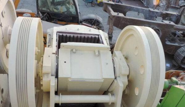 metso babbitles mr 10.ac jaw crusher 1