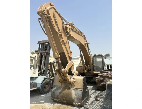 CAT 345 Hydraulic Trackhoe Excavator 4