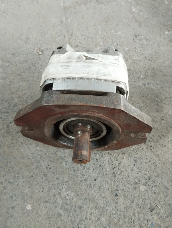 HYDRAULIC MOTOR 20MM SHAFT 49631 101