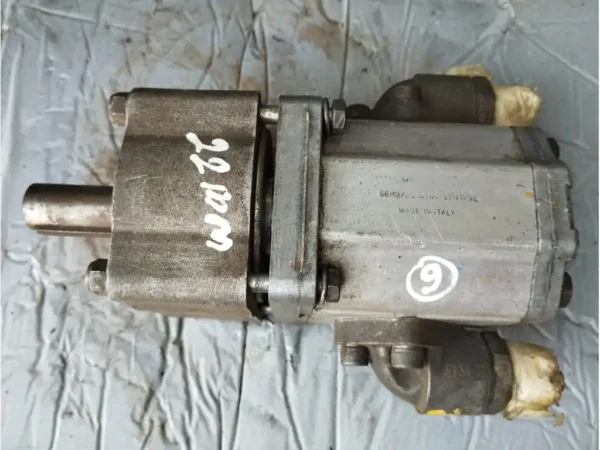 HYDRAULIC MOTOR 22MM SHAFT.webp 3