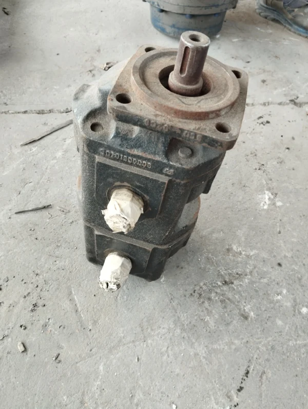 HYDRAULIC MOTOR 25MM SHAFT S55125000002 101