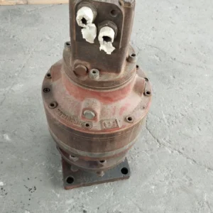 HYDRAULIC MOTOR 28MM SHAFT 151F0240 2 101