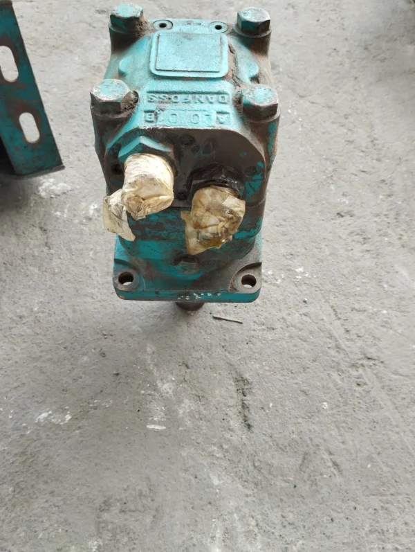 HYDRAULIC MOTOR 40MM SHAFT 151B04132 101