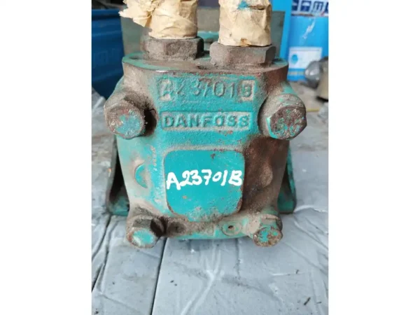 HYDRAULIC MOTOR 40MM SHAFT 3