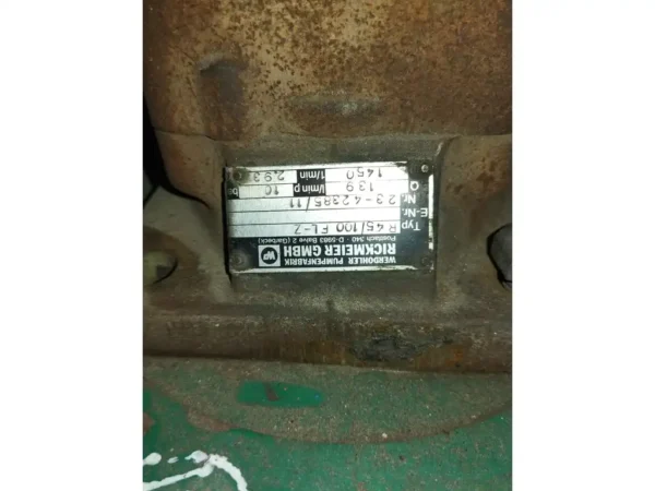 HYDRAULIC MOTOR 40MM SHAFT2 (21)