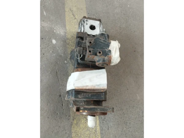 HYDRAULIC MOTOR 40MM SHAFT2 (24)