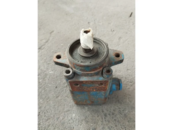 HYDRAULIC MOTOR 40MM SHAFT2 (29)