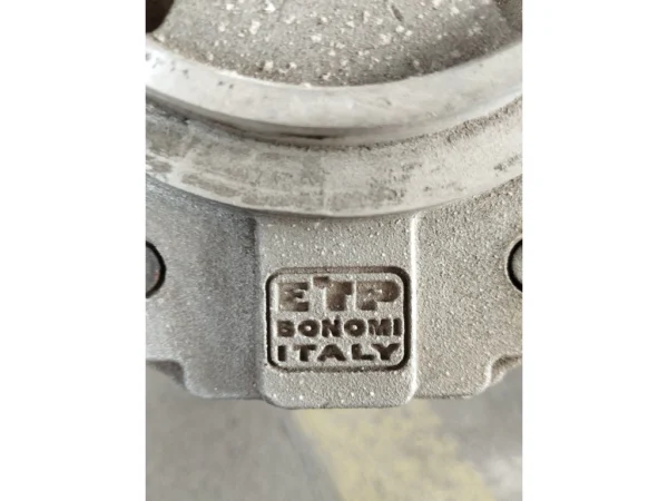 HYDRAULIC MOTOR 40MM SHAFT2 (39)