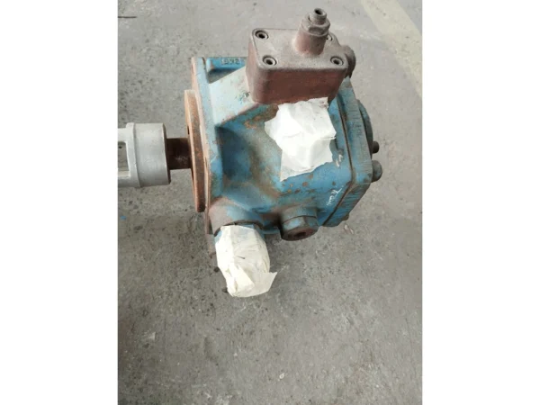 HYDRAULIC MOTOR 40MM SHAFT3 (19)