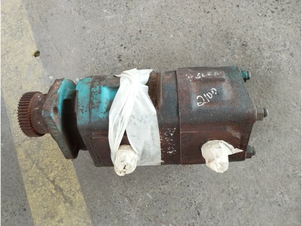 HYDRAULIC MOTOR 40MM SHAFT3 (26)