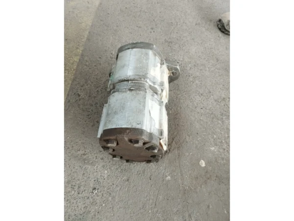 HYDRAULIC MOTOR 40MM SHAFT3 (29)