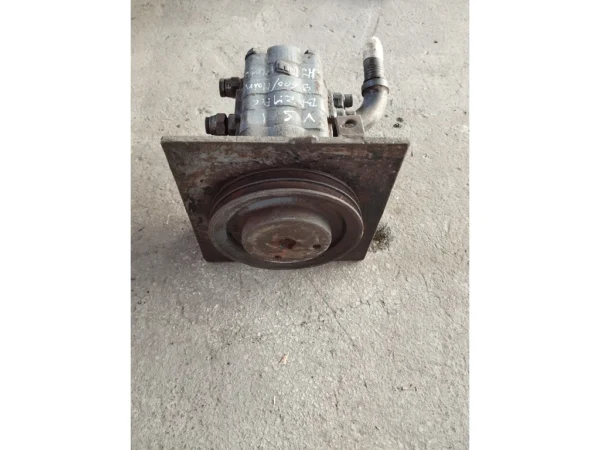 HYDRAULIC MOTOR 40MM SHAFT3 (9)