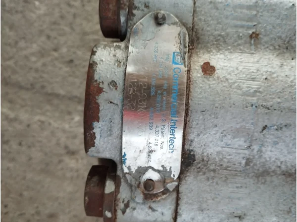 HYDRAULIC MOTOR 40MM SHAFT4 (3)