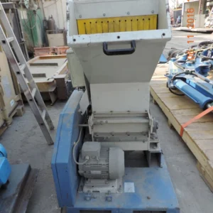 Plastic crusher Tria 101