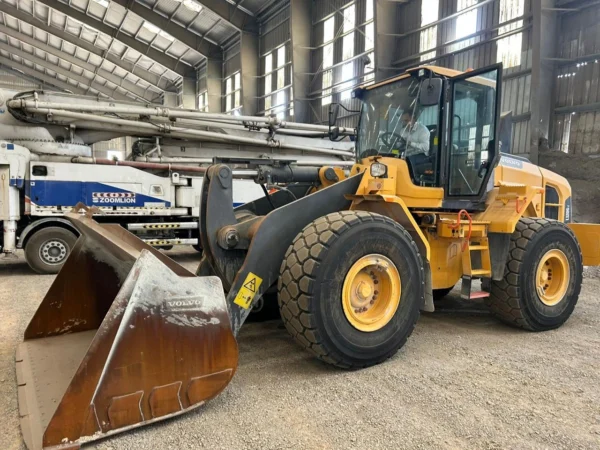 VOLVO L120E WHEEL LOADER 8