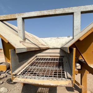 Vibrating Feeder with Hopper and Pre screen