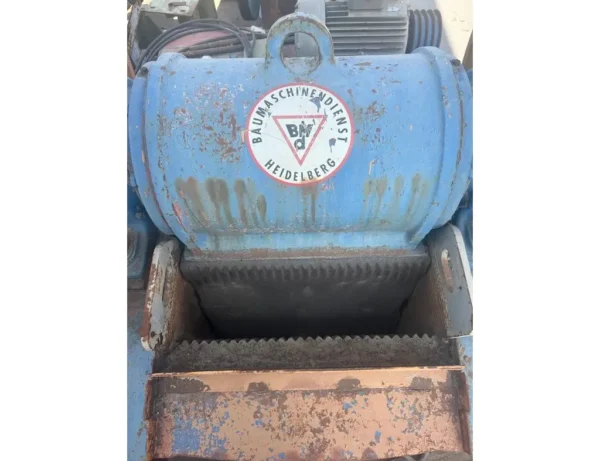 baumaschinendienst dcg 800x200 static jaw crusher 2