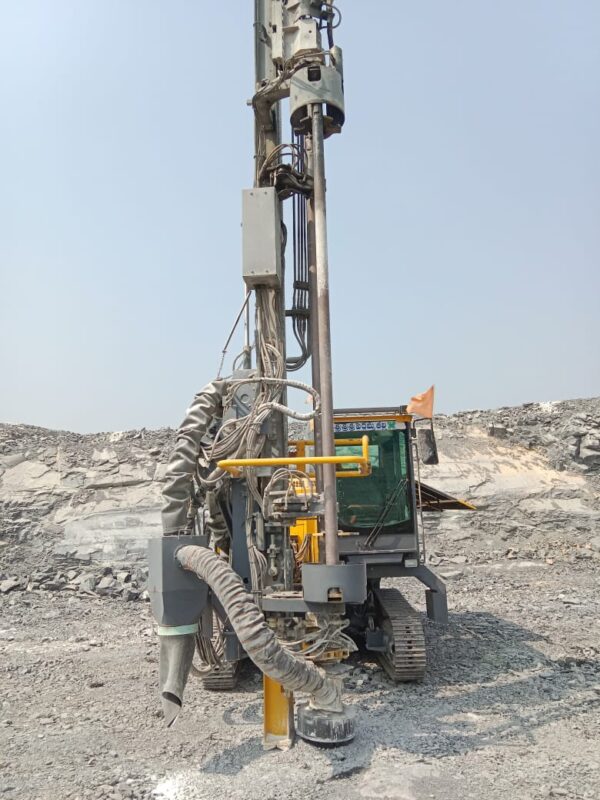 epiroc powerroc d40 drilling rig 2