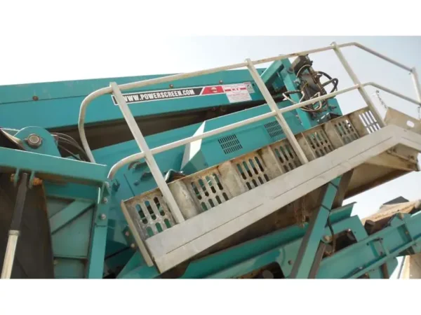 powerscreen chieftain 1400 vibrating screen 2