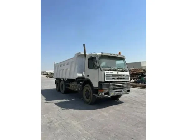 volvo fm 10 tipper truck 5