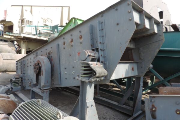 weserhutte 1250 x 4000 vibrating screen