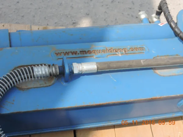 Hydraulic Hammer 8